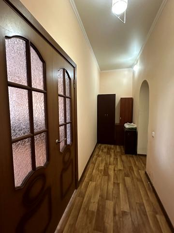 Чорновола вул., 176/1