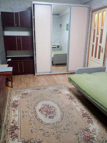 Дубровицька вул., 3