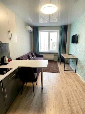 Самоцвітна вул. (Сахалінська), 32