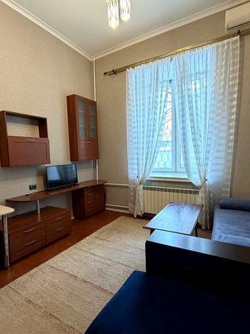 Стрілецька вул., 7/6