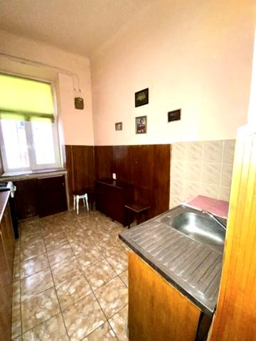 Волинська вул., 5