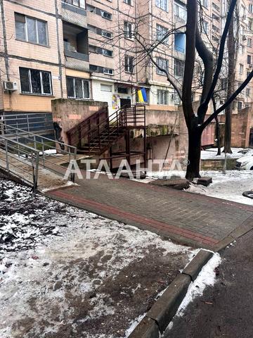 Академіка Корольова вул., 86