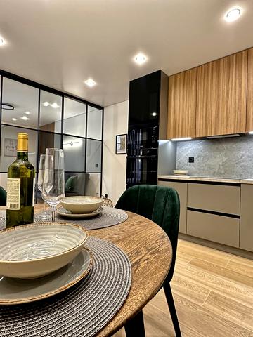 Володимира Великого вул. (Артема), 10-Б