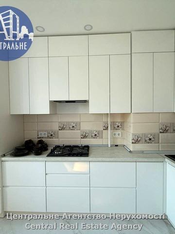 Героїв Майдану вул. (Червоноармійська), 230-А