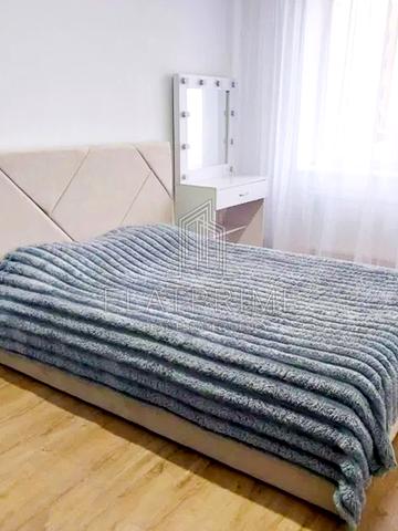 Воронківська вул., 5