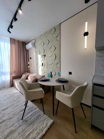 Родини Крістерів вул., 14-Б