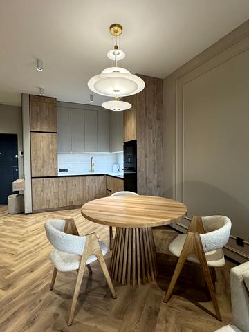 Берестейський просп. (Перемоги), 11 к1