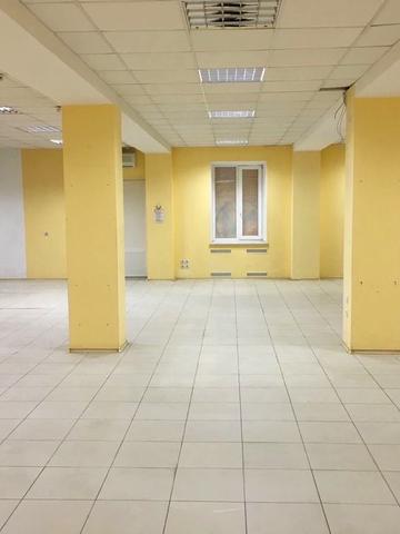 Нескорених вул. (Героїв Праці), 6