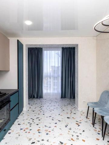 Лева Ребета вул., 6б