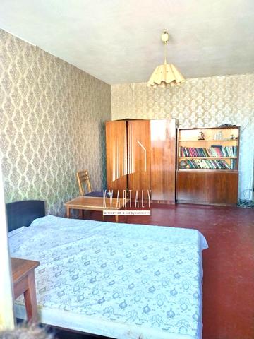 Червоної Калини просп. (Володимира Маяковського), 4-В