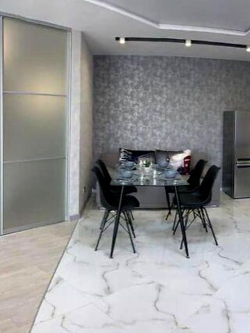 Маєра Балабана вул., 12