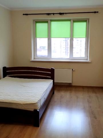 Андрія Аболмасова вул. (Панельна), 7