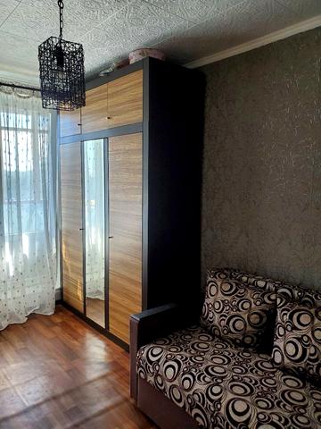 Юннатів вул., 3