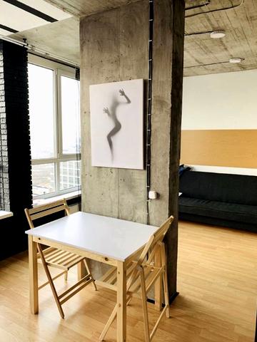 Європейського Союзу просп. (Правди), 41-Д