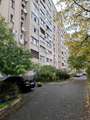 Бреуса вул., 37