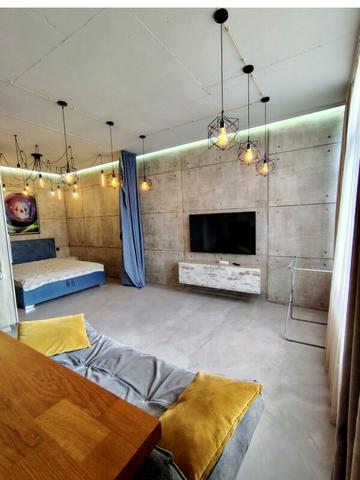 Перлинна вул., 2