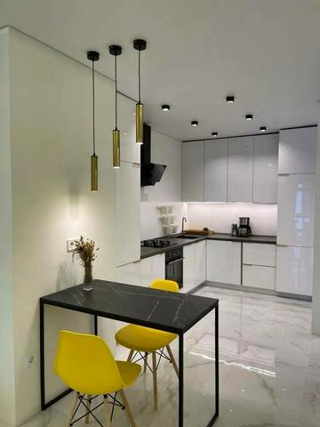 Героїв УПА вул., 73