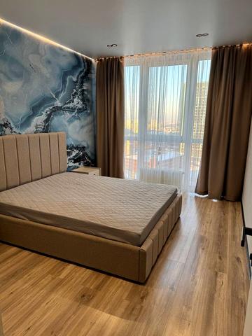 Віктора Некрасова вул. (Північно-Сирецька), 6