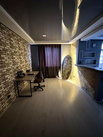 Угорська вул., 14в