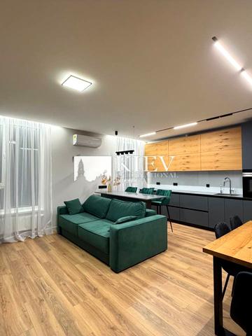 Соборності просп. (Воззєднання), 17 к2