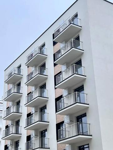 Євгена Коновальця вул., (Будинок 6)