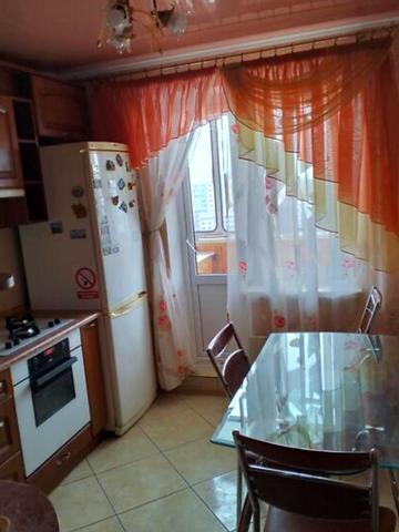 Івана Франка вул., 2