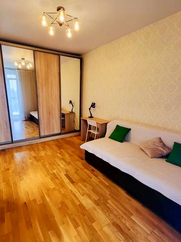 Ракетна вул., 24-Б