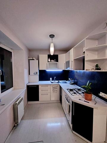 Героїв Крут вул. (Фурманова), 12