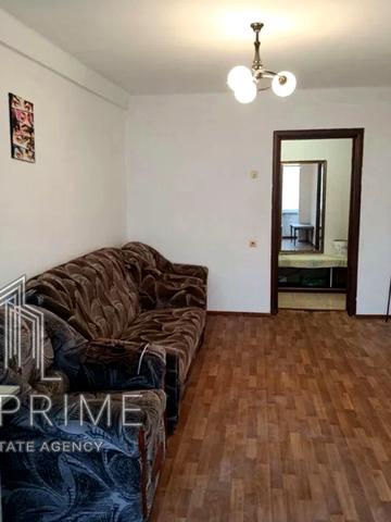 Петропавлівська вул., 6