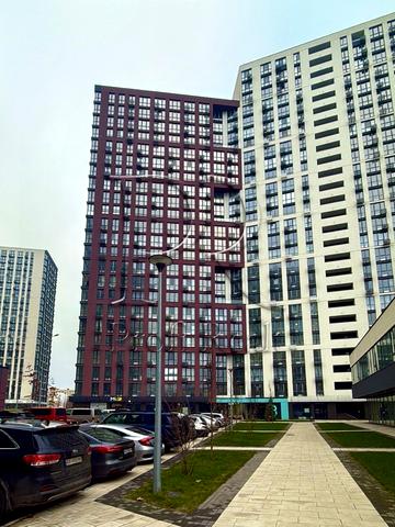 Віктора Некрасова вул. (Північно-Сирецька), 10