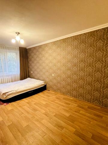 Київське вул., 84