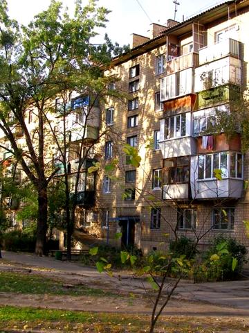 Празька вул., 20