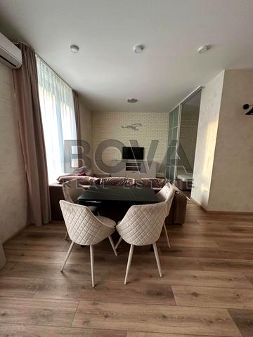 Джона Маккейна вул. (Івана Кудрі), 26