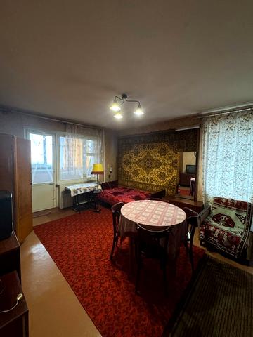 Князя Володимира Великого просп., 88