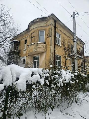 Золота вул. (), 24