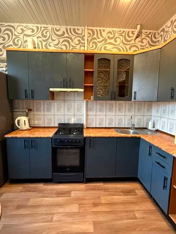 Університетський просп. (Гагаріна), 31