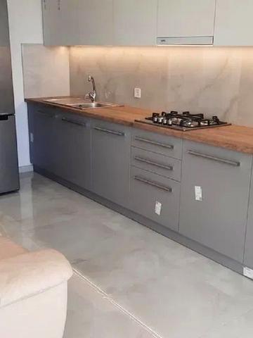 Карла Мікльоша вул., 7