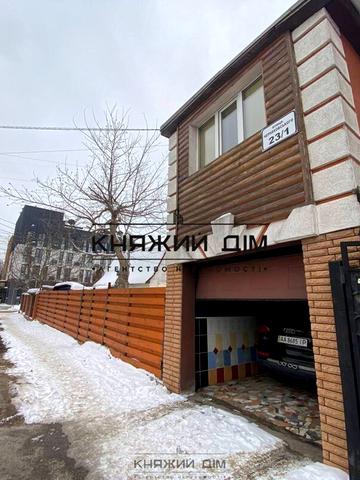 Черняховського вул., 23/1