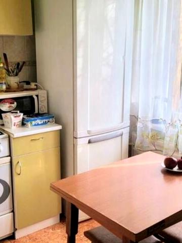 Микільсько-Слобідська вул., 4-Б