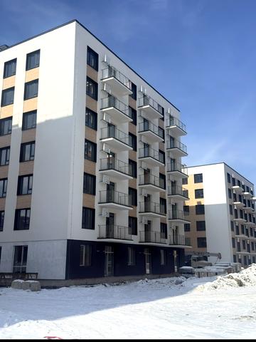 Євгена Коновальця вул., (Будинок 1)