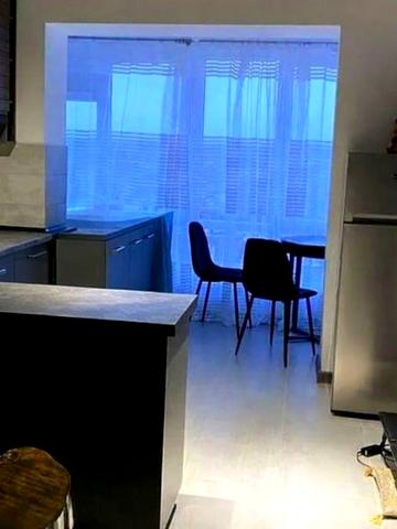 Андрія Мельника вул., 10 к4