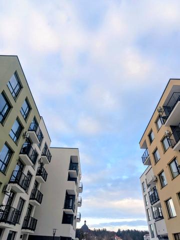 Незалежності України вул., 19-Б