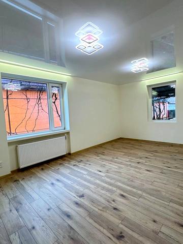 Дудинського, 60