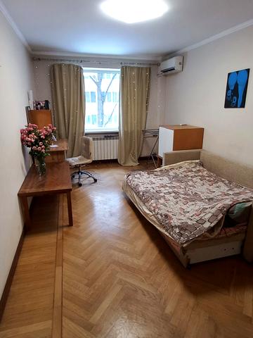 Георгія Гонгадзе просп. (Радянської України), 26-А