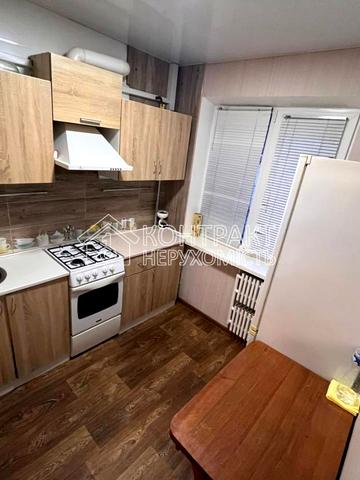 Нескорених вул., 33б