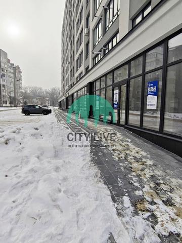 Молодіжна вул., 55