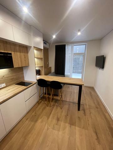 Козацька вул., 11