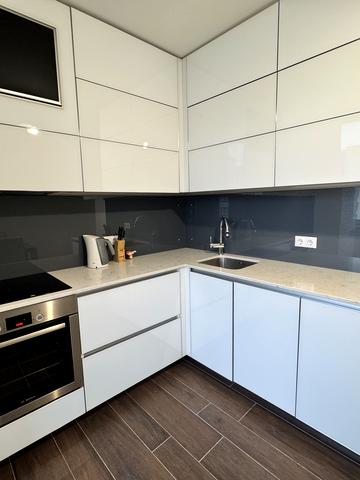 Жулянська вул., 1-А