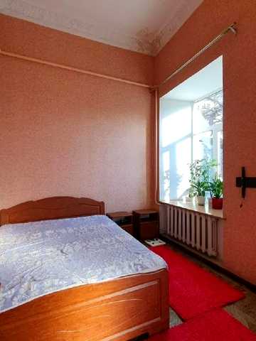 Святослава Караванського вул. (Жуковського), 36