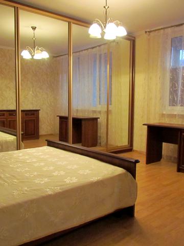 Композитора Мейтуса вул., 4